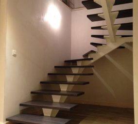 Montažne stepenice sa središnjom gredom S-20